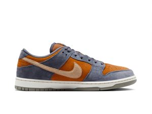 Nike SB Dunk Low Light Carbon Reps